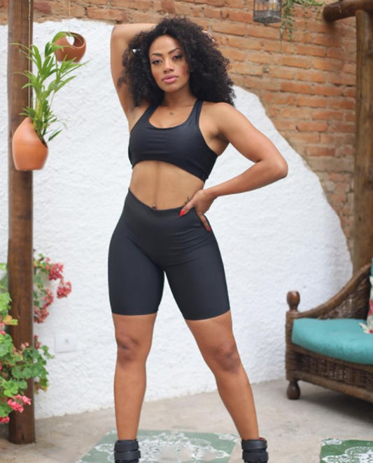 Calza Biker Básica Suplex Bermuda Legging Corta Uruguay